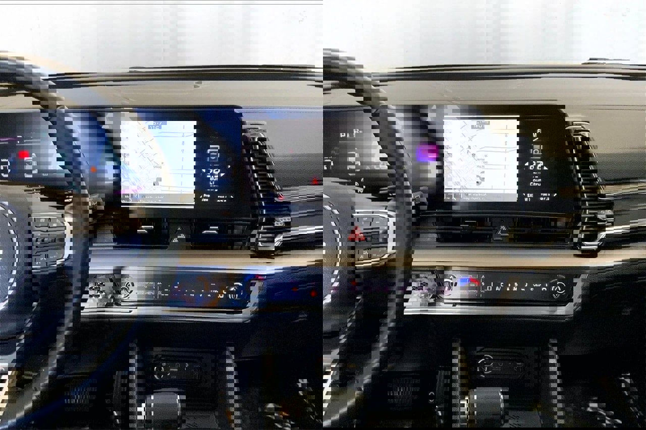 Used 2023 Kia Sportage EX image 5