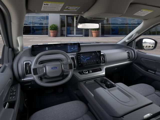 New 2025 Ford Expedition Active RWD image 10