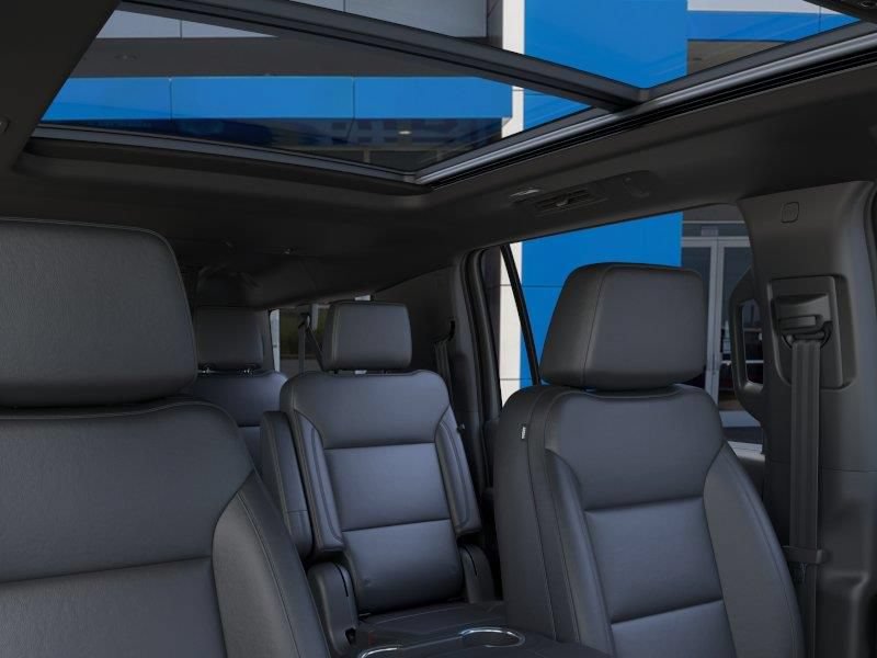 New 2026 Chevrolet Suburban Z71 w/ Comfort Package AWD/4WD image 24