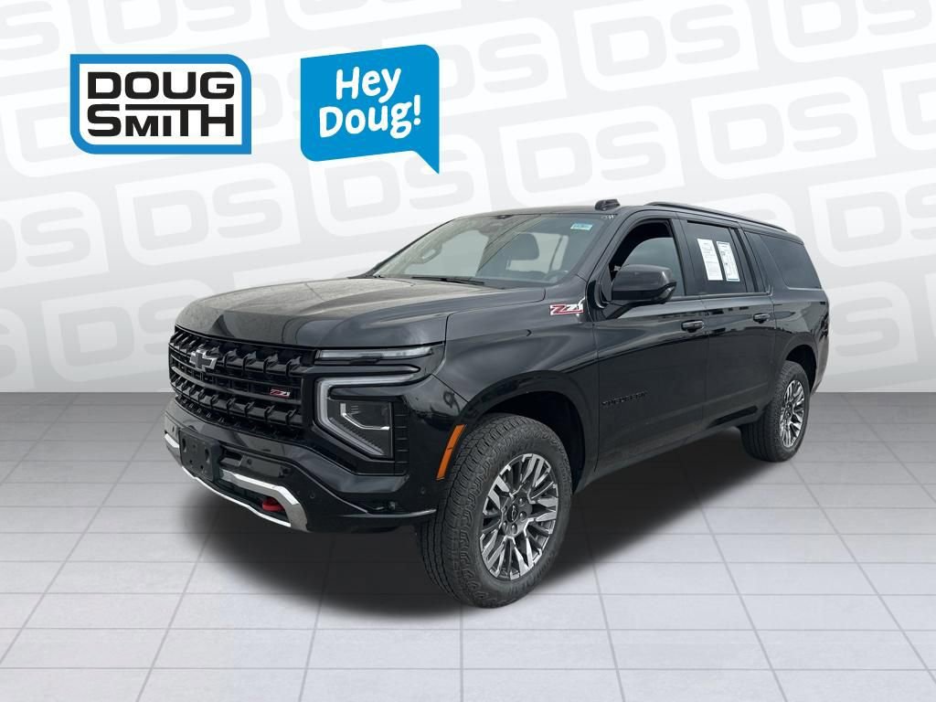 Used 2025 Chevrolet Suburban Z71 AWD/4WD image 3