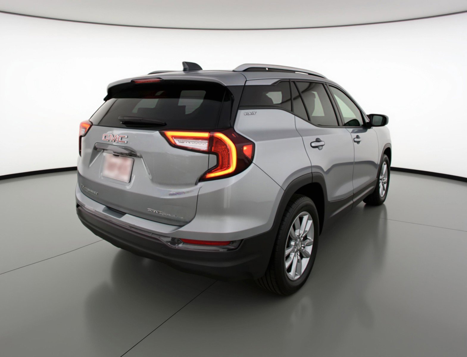 Used 2024 GMC Terrain SLT image 9