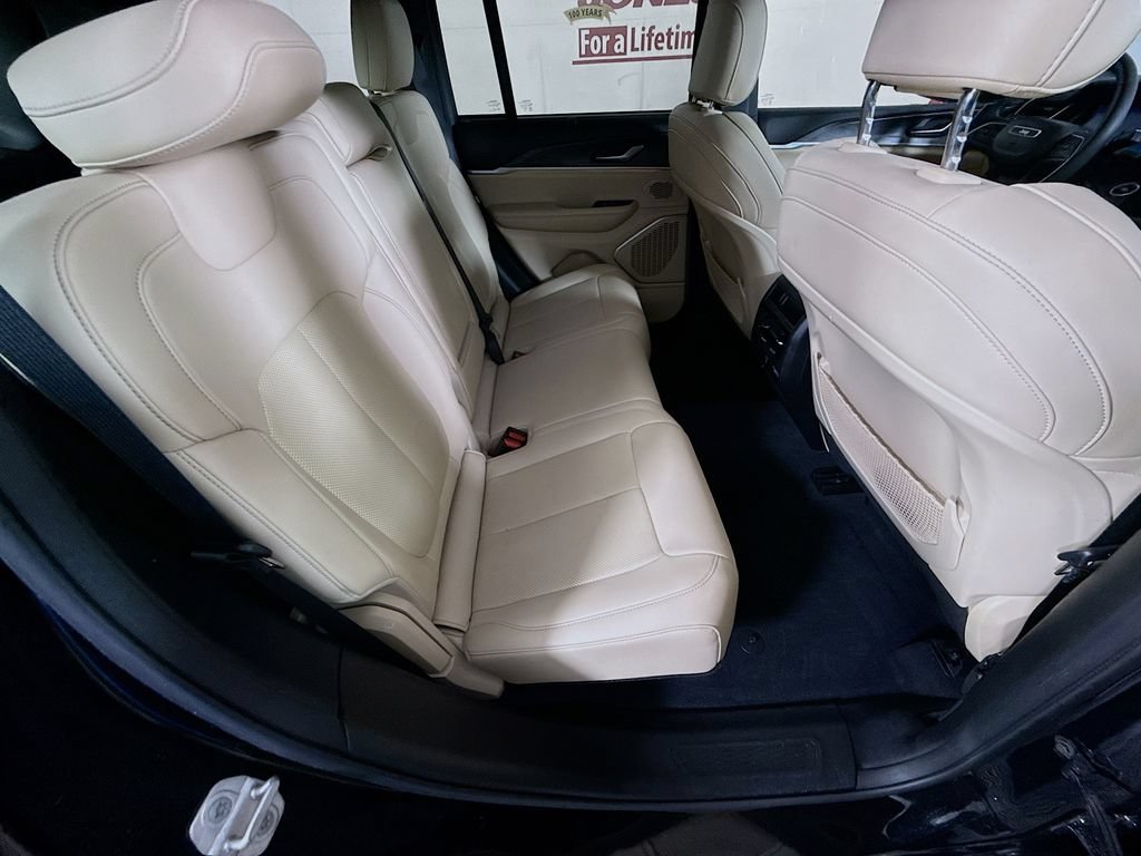 Used 2022 Jeep Grand Cherokee Limited 4xe w/ Luxury Tech Group II AWD/4WD image 31