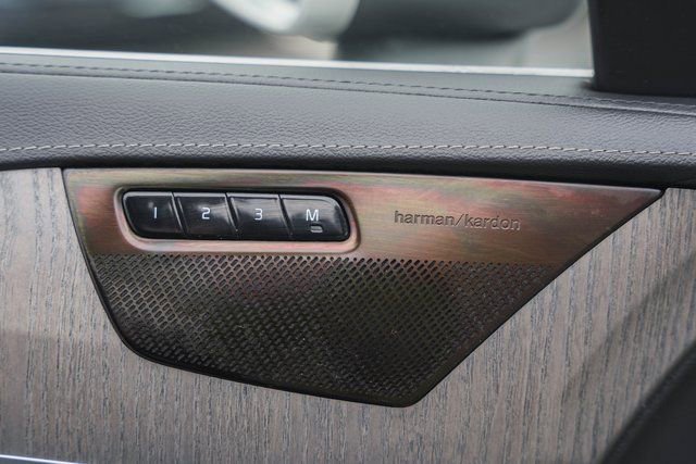 Certified 2023 Volvo XC90 B6 Ultimate w/ Protection Package Premier image 41