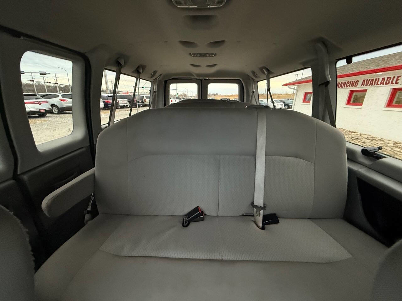 Used 2013 Ford E-350 and Econoline 350 XLT image 25