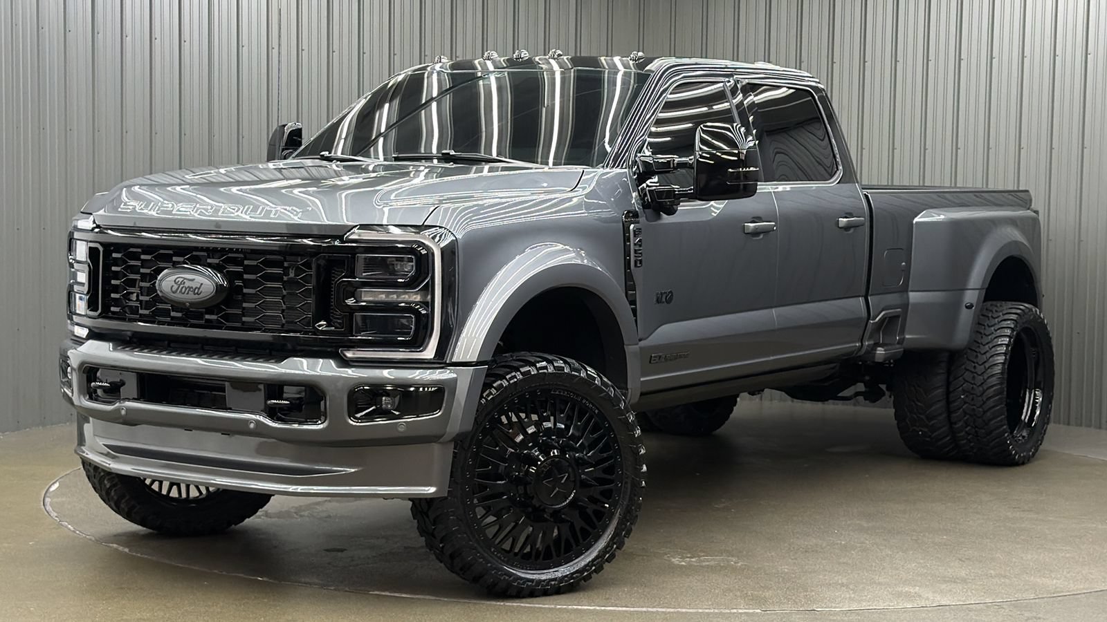 Used 2026 Ford F450 Platinum w/ FX4 Off-Road Package AWD/4WD video 1