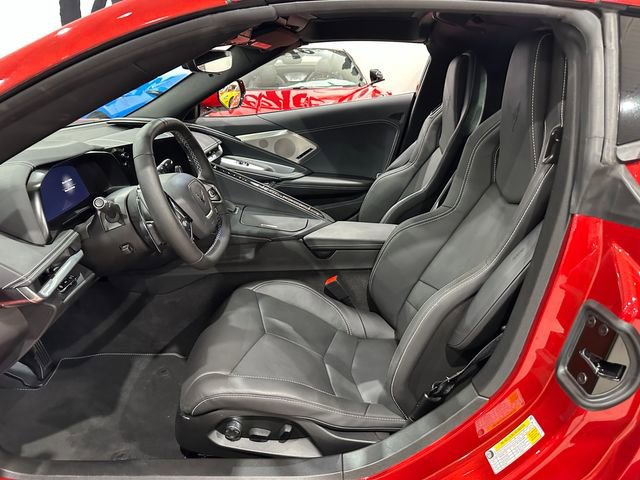 Used 2024 Chevrolet Corvette Stingray Preferred Cpe w/ Z51 Performance Package image 17