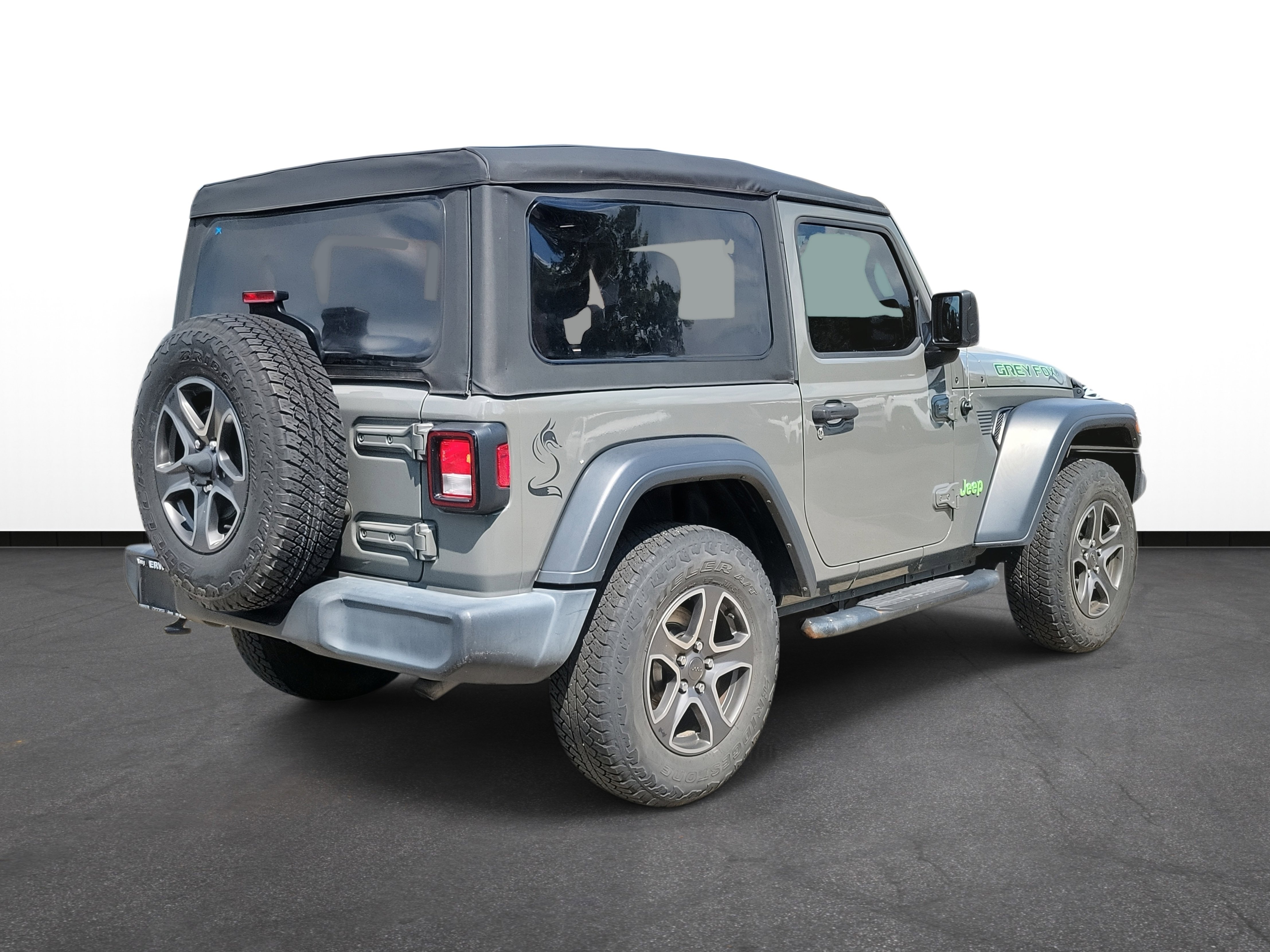 Used 2019 Jeep Wrangler Sport image 4