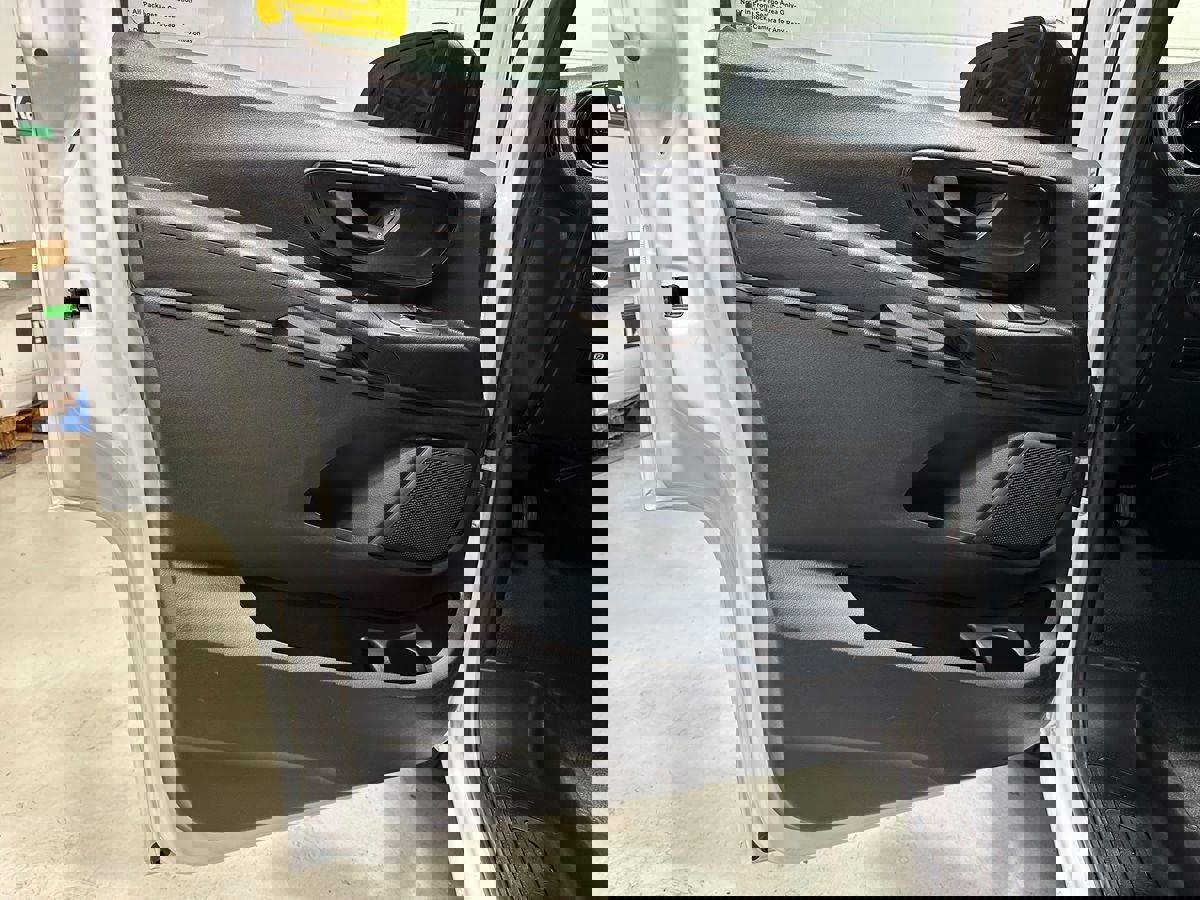 Used 2023 Mercedes-Benz Metris image 17