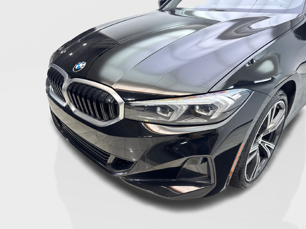 Used 2023 BMW 330i Sedan w/ Convenience Package RWD image 18