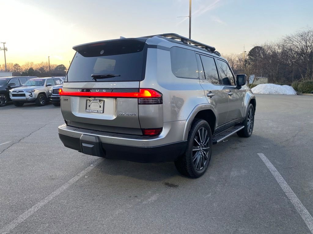 Used 2024 Lexus GX 550 w/ Accessory Package (Z1) image 8