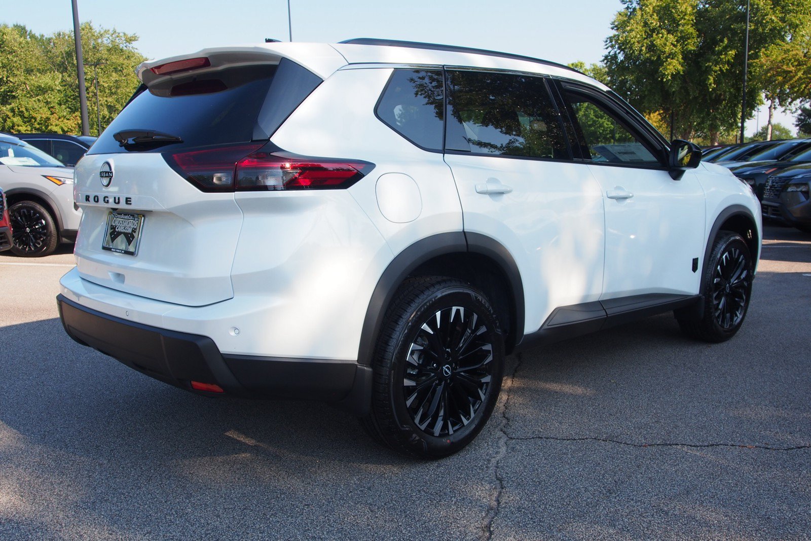 New 2026 Nissan Rogue Dark Armor FWD image 7