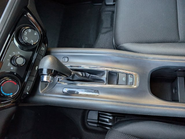 Used 2022 Honda HR-V LX image 17
