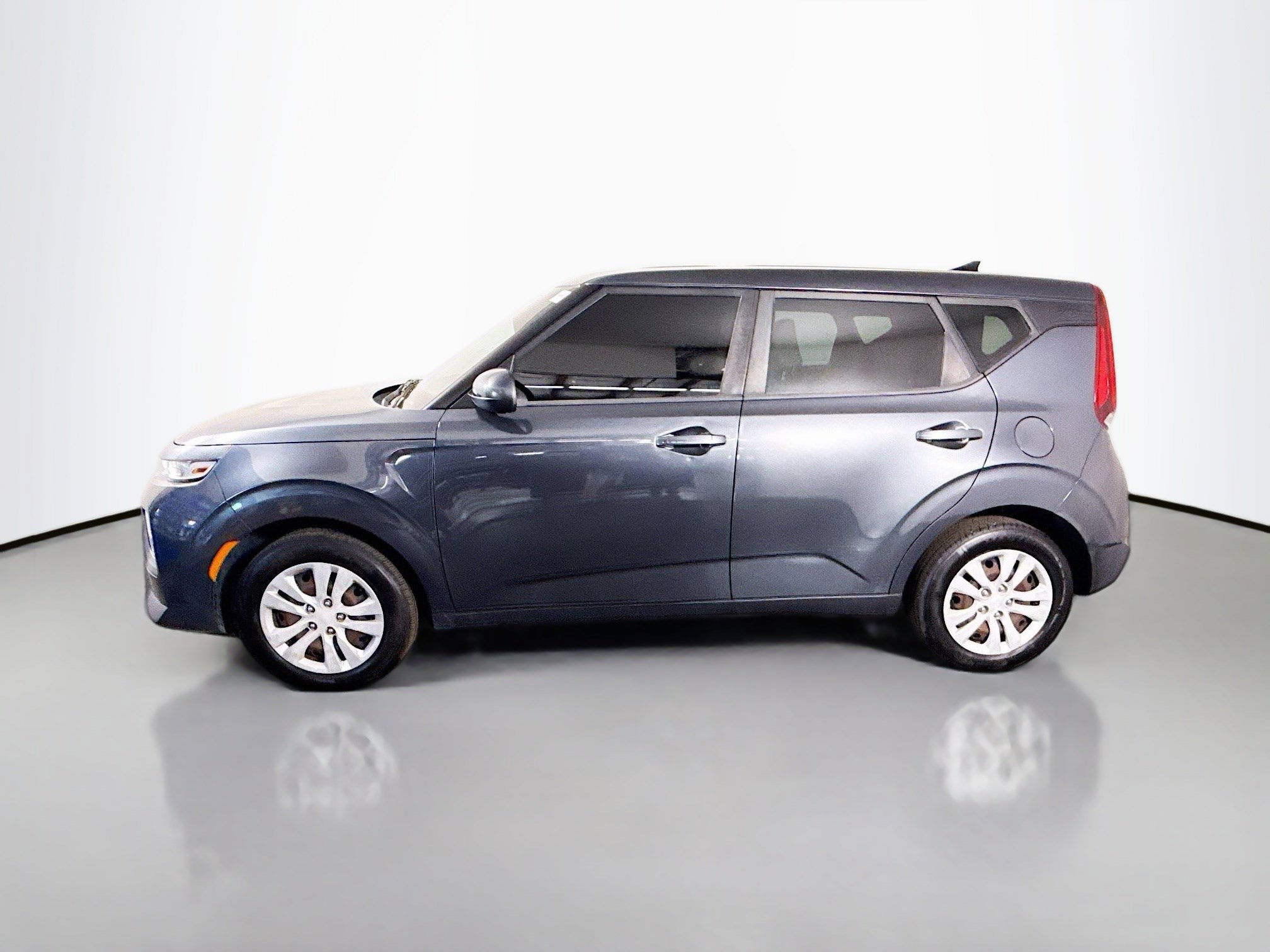 Used 2020 Kia Soul LX image 6