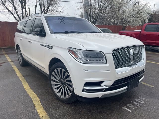 Used 2019 Lincoln Navigator L Reserve w/ Cargo Package image 4