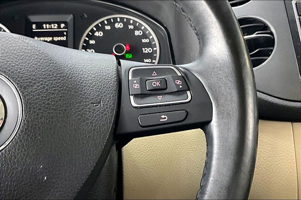 Used 2013 Volkswagen Tiguan SEL AWD/4WD image 11