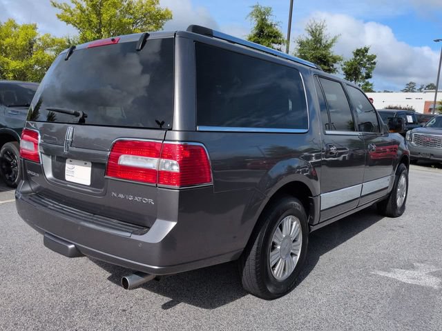 Used 2013 Lincoln Navigator L 2WD image 4
