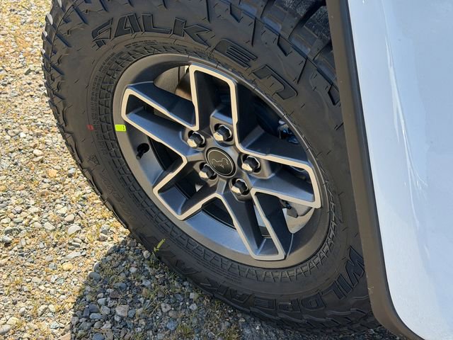 New 2026 Jeep Gladiator Mojave image 12