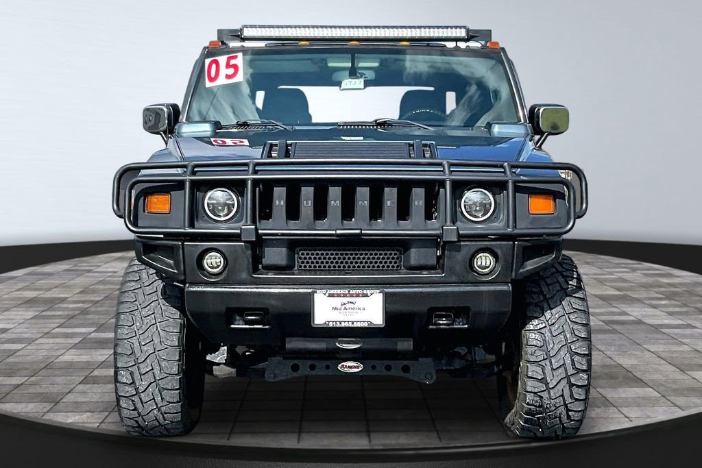Used 2005 HUMMER H2 SUT w/ Preferred Equipment Group image 3