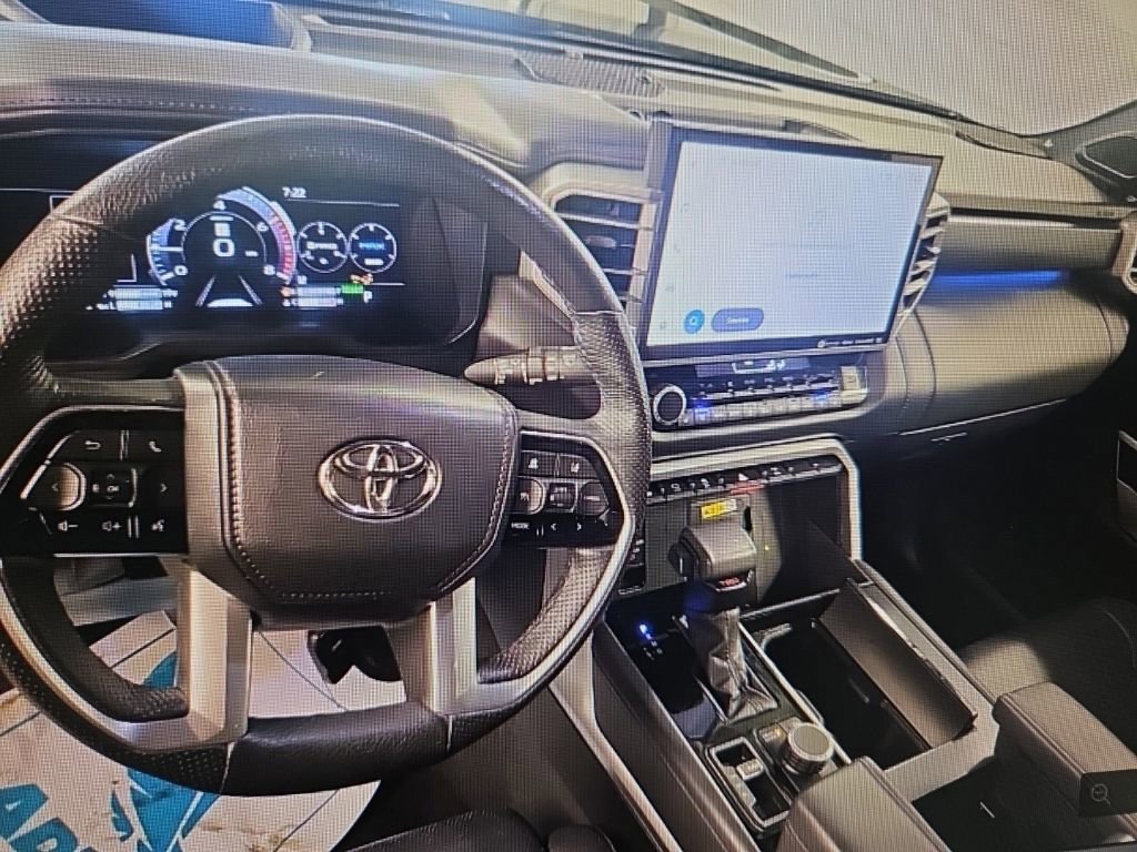 Used 2024 Toyota Sequoia Platinum w/ TRD Off-Road Package AWD/4WD image 10