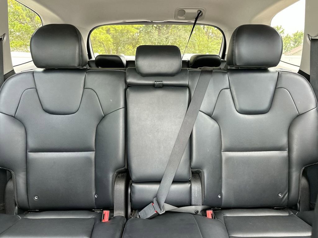 Used 2020 Kia Telluride S w/ S 8 Passenger Seating Package image 40