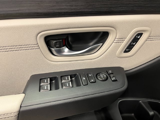 New 2026 Honda Pilot Touring image 14