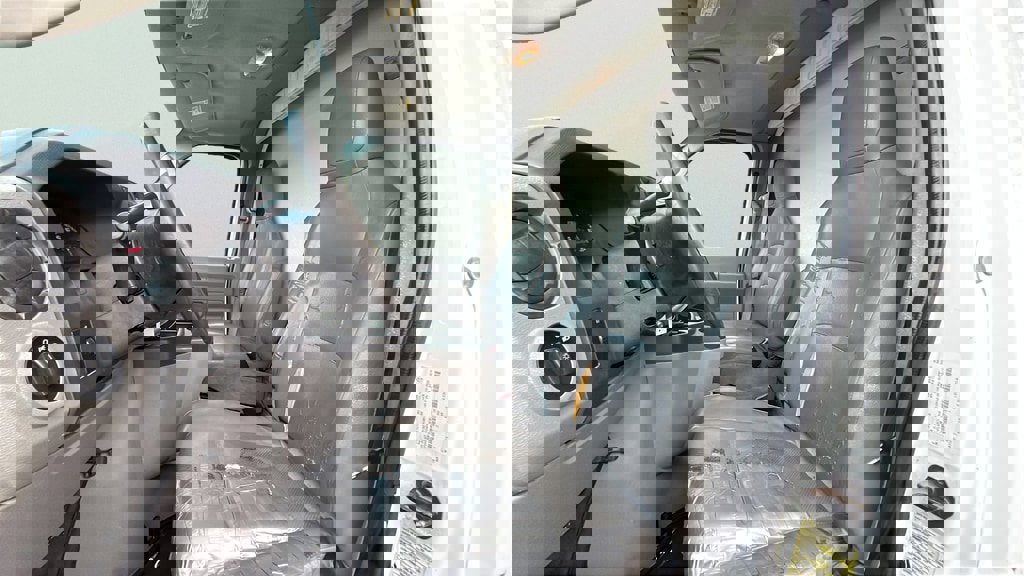 Used 2015 Ford E-350 and Econoline 350 Super Duty image 16