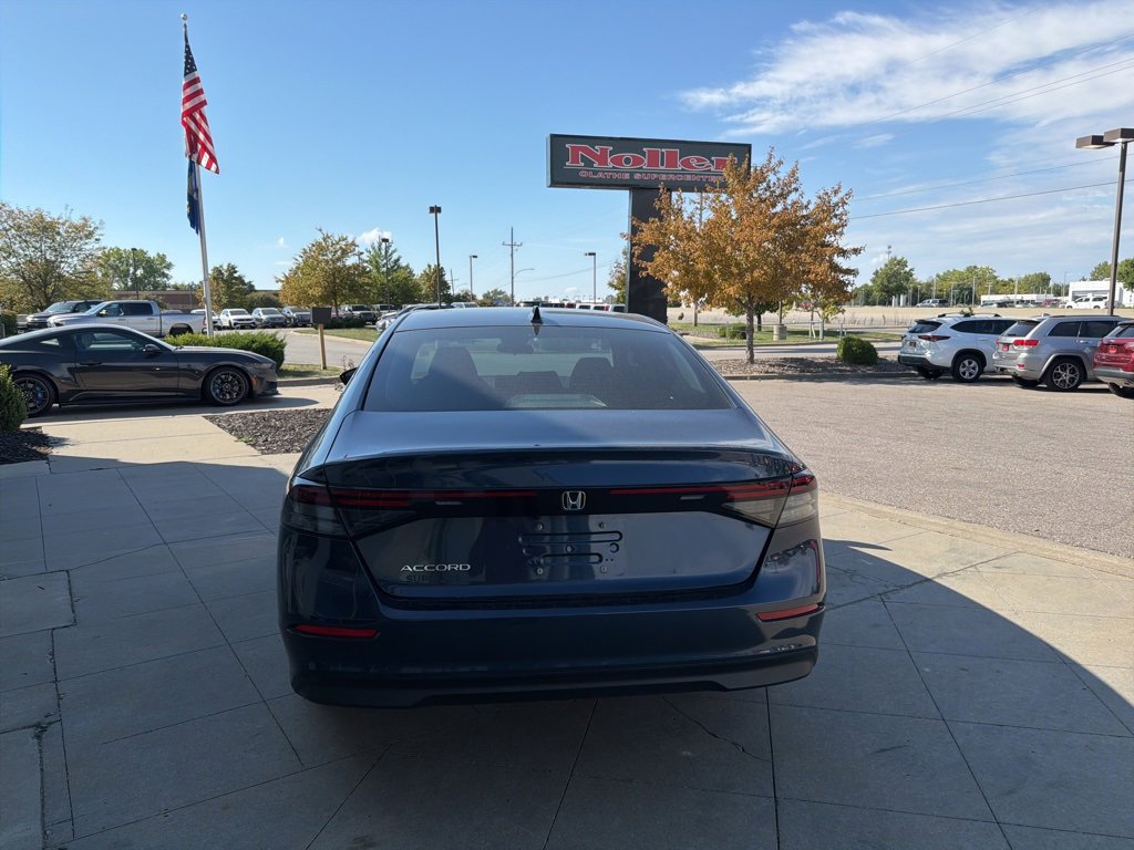 Used 2024 Honda Accord EX image 8