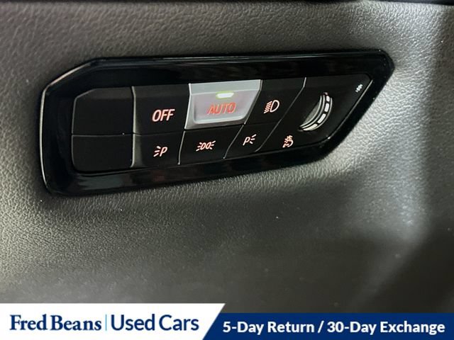 Used 2022 BMW 840i Convertible RWD image 15