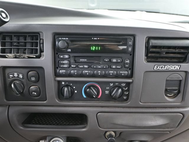 Used 2000 Ford Excursion Limited AWD/4WD image 28
