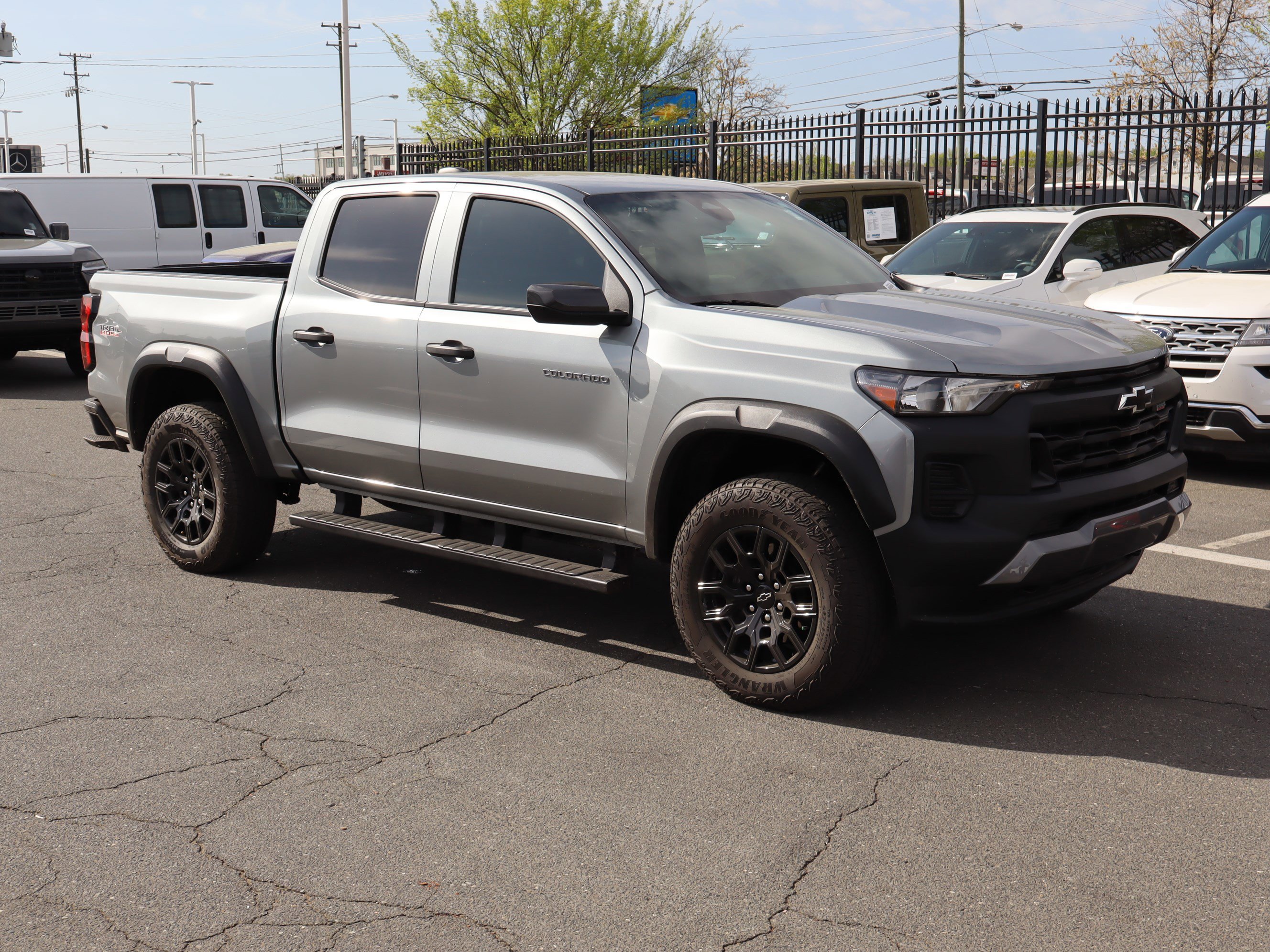 Used 2025 Chevrolet Colorado Trail Boss video 2