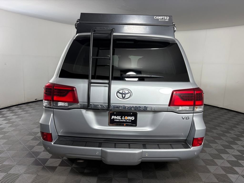 Used 2016 Toyota Land Cruiser AWD/4WD image 6
