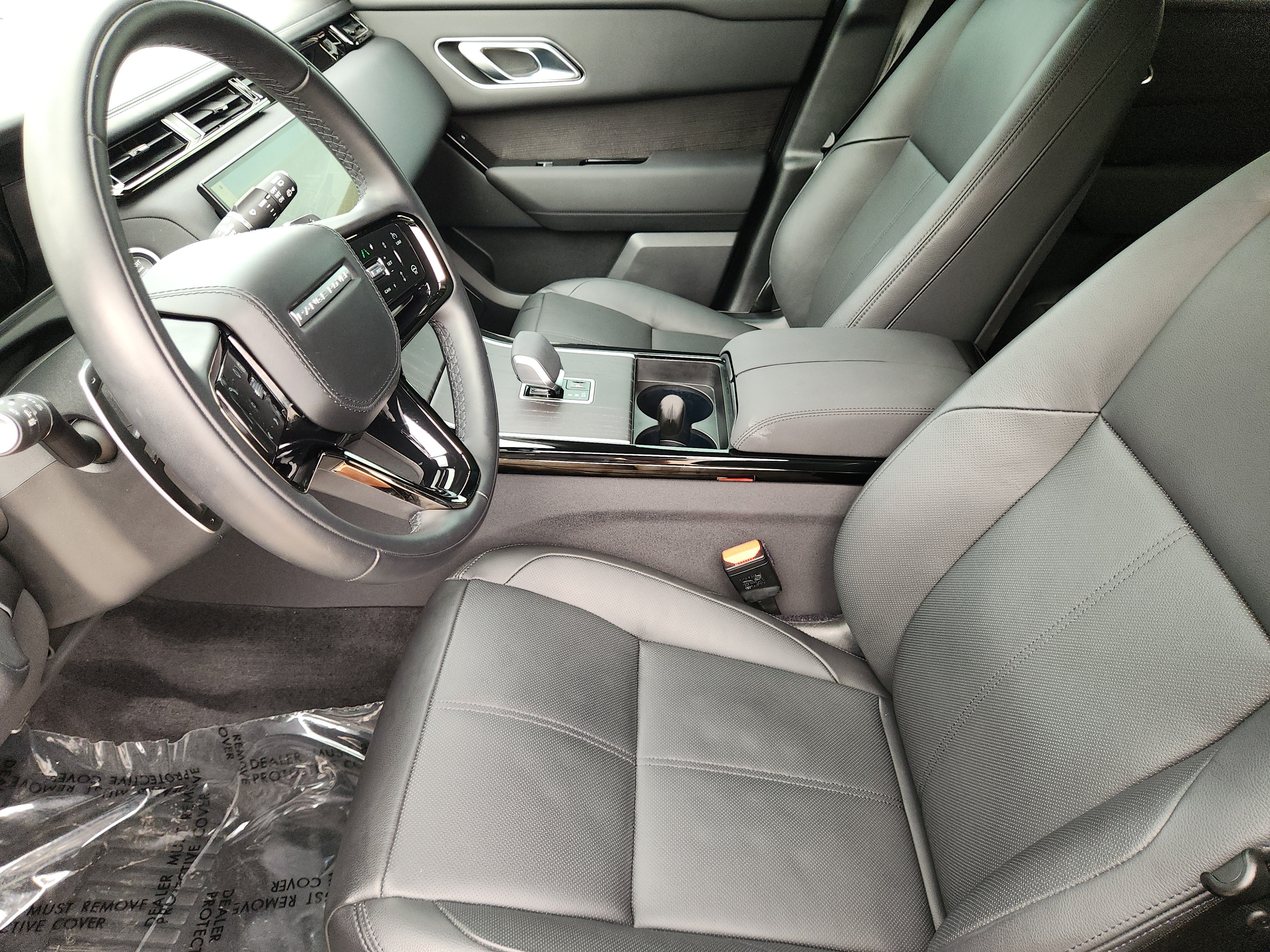 Used 2026 Land Rover Range Rover Velar Dynamic SE AWD/4WD image 8