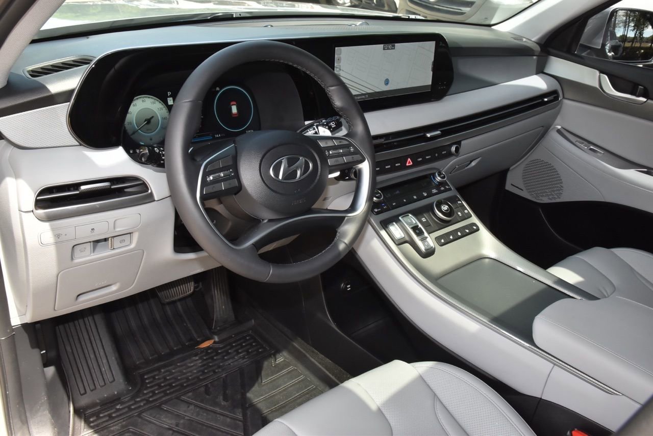 Used 2024 Hyundai Palisade SEL w/ Premium Package image 34