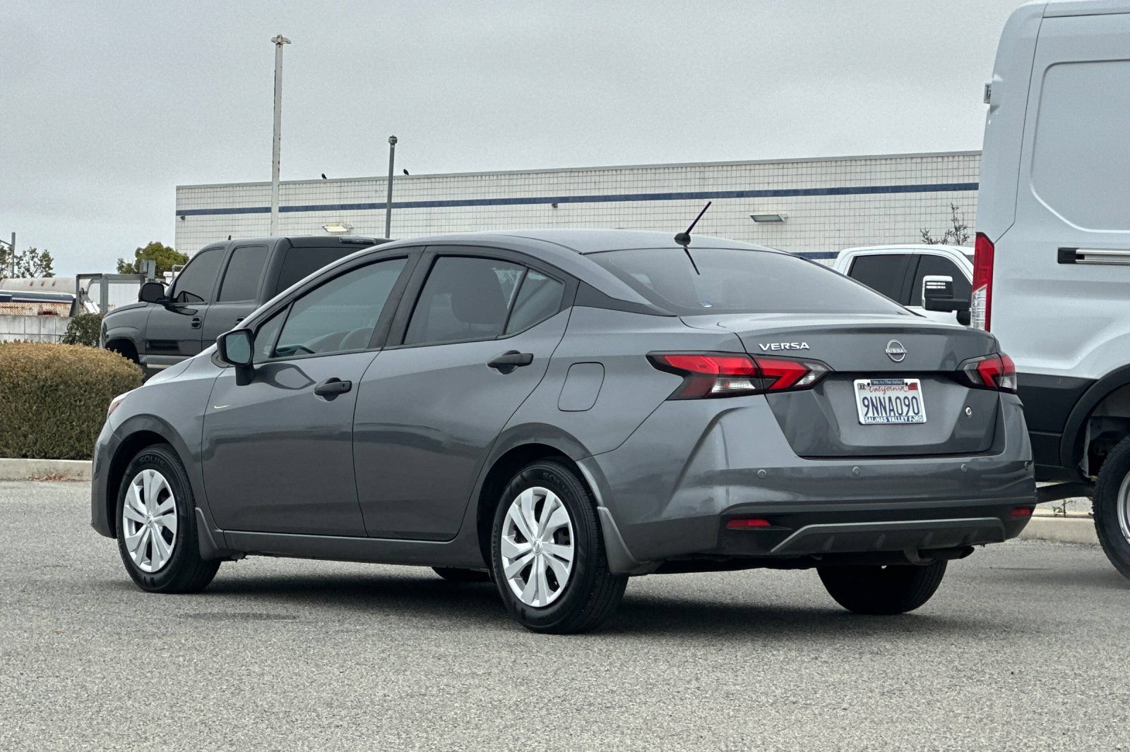 Used 2024 Nissan Versa S FWD image 6