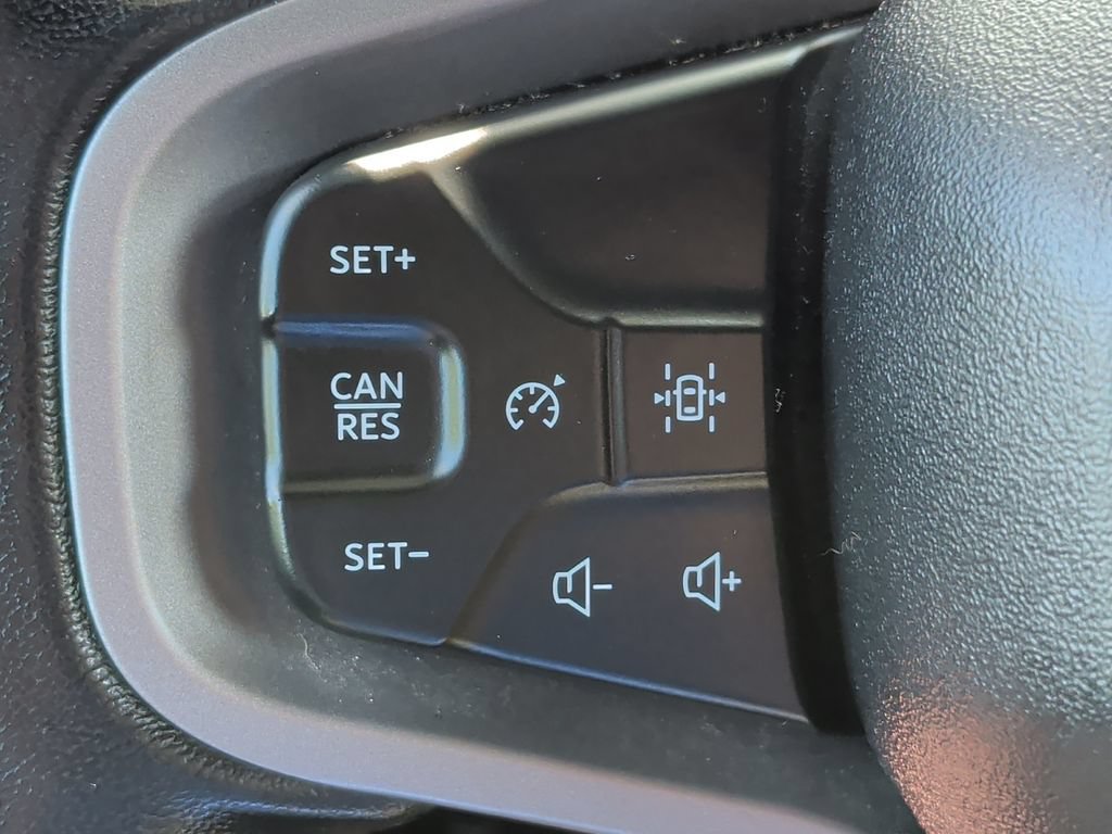 Used 2023 Ford Bronco Big Bend w/ Sasquatch Package AWD/4WD image 12
