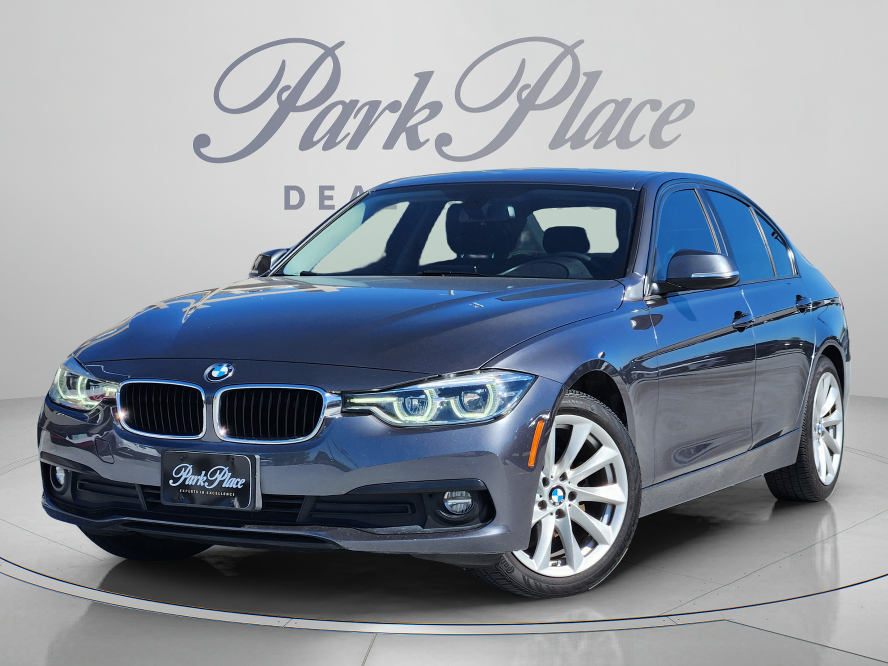 Used 2018 BMW 320i xDrive Sedan w/ Premium Package