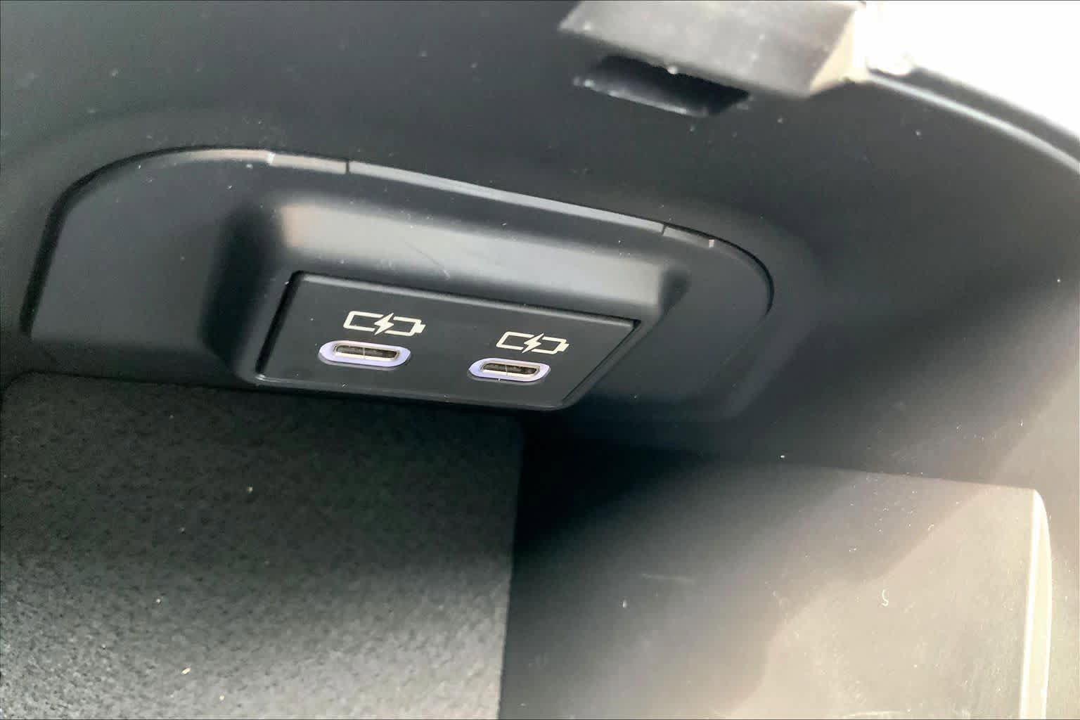 Used 2023 Toyota RAV4 LE FWD image 32