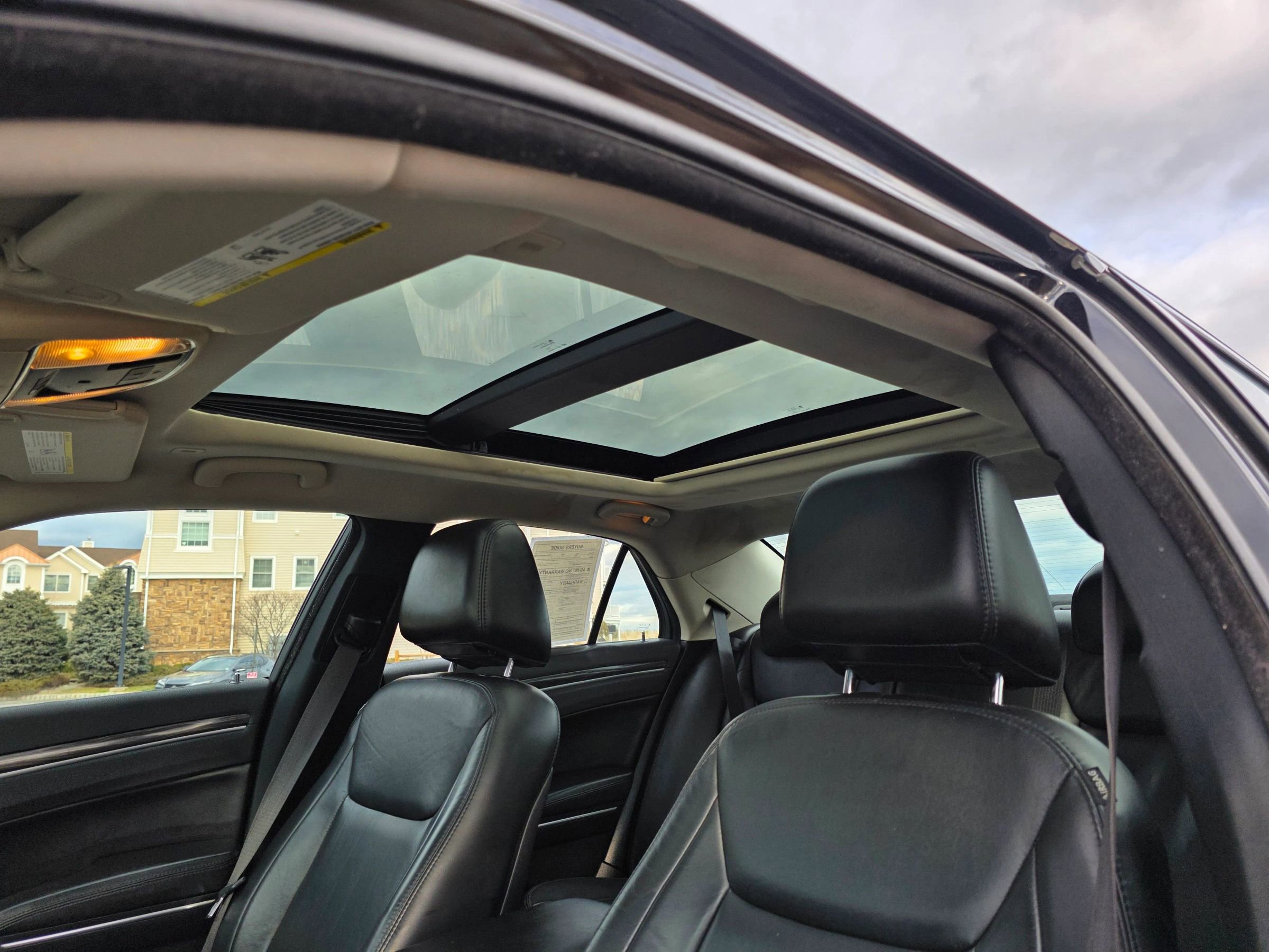 Used 2018 Chrysler 300 Touring L RWD image 13