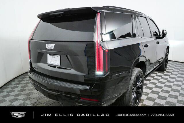 Used 2026 Cadillac Escalade Platinum Sport w/ LPO, ONYX Package AWD/4WD image 3