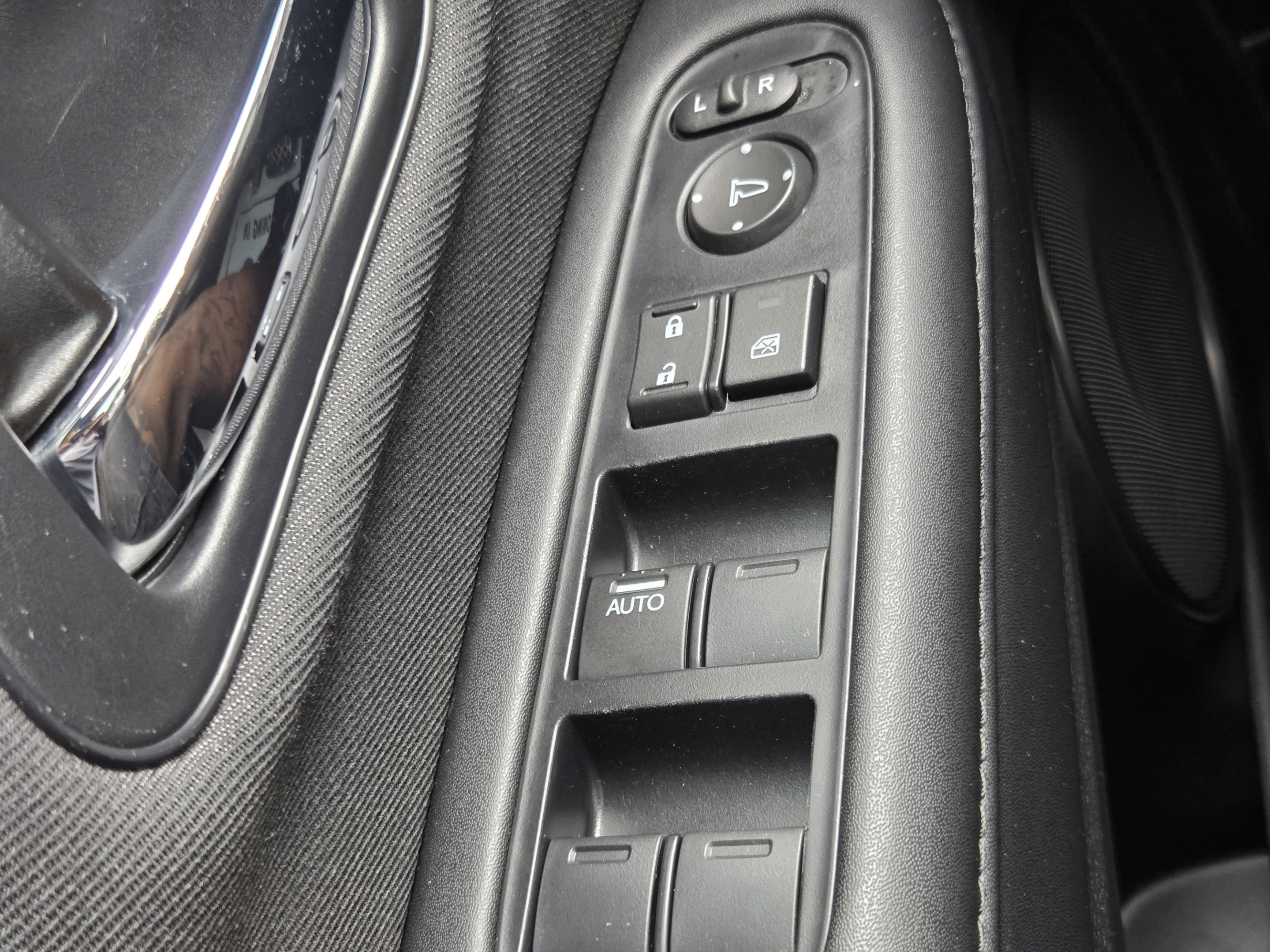 Certified 2021 Honda HR-V Sport image 21