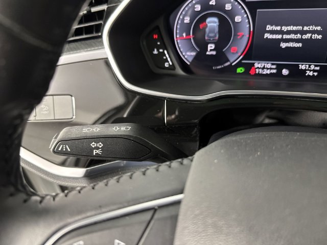 Used 2020 Audi Q3 2.0T Prestige w/ Prestige Package AWD/4WD image 16