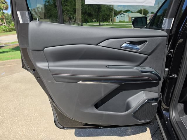 New 2027 Chevrolet Traverse RS FWD image 15