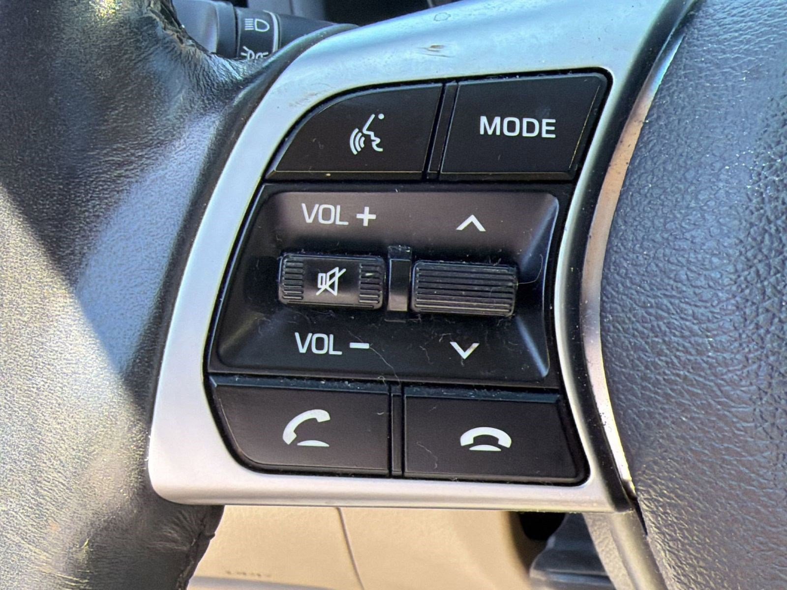 Used 2018 Hyundai Sonata Limited w/ Limited Ultimate Package 03 image 16