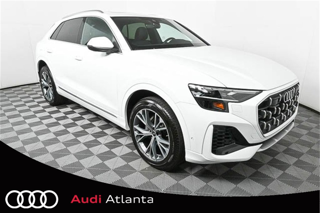 New 2025 Audi Q8 Premium