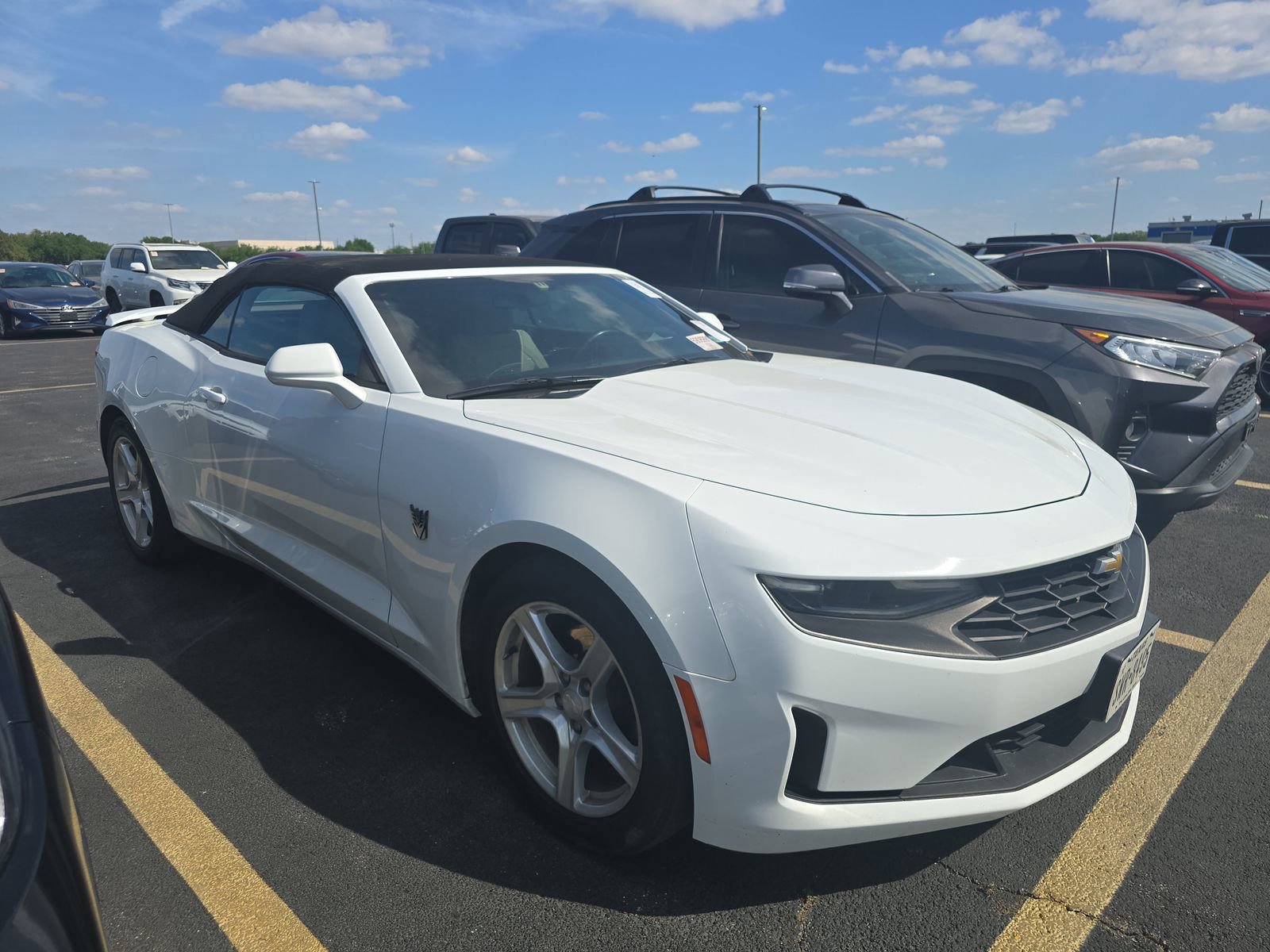 Used 2020 Chevrolet Camaro LT image 4