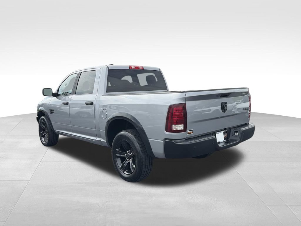 Used 2024 RAM 1500 Classic SLT AWD/4WD image 6