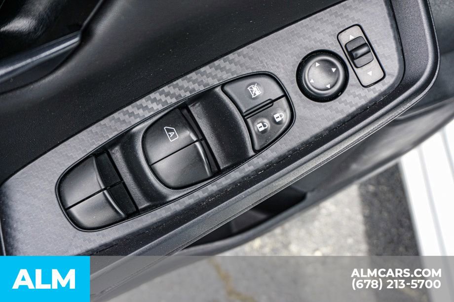 Used 2025 Nissan Sentra S image 46