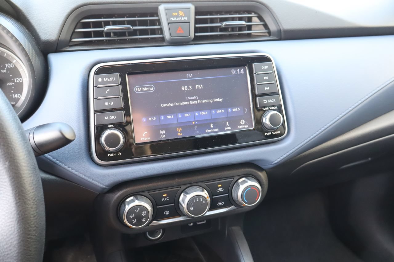Used 2024 Nissan Versa SV FWD image 6