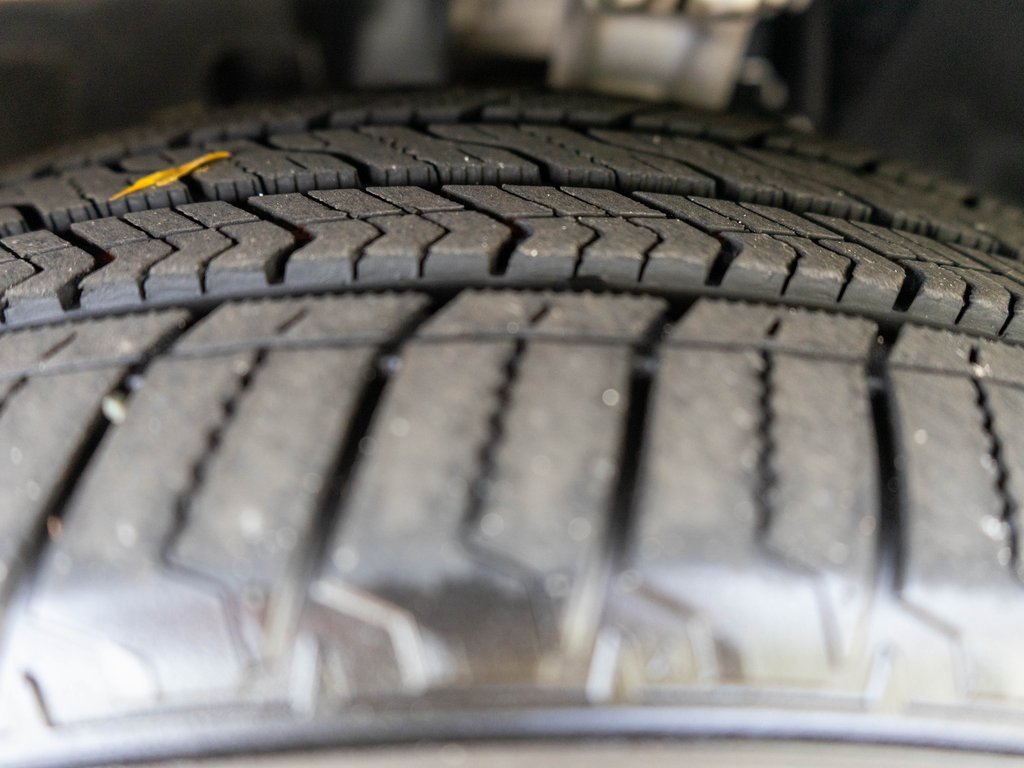 Used 2024 BMW X7 M60i image 32