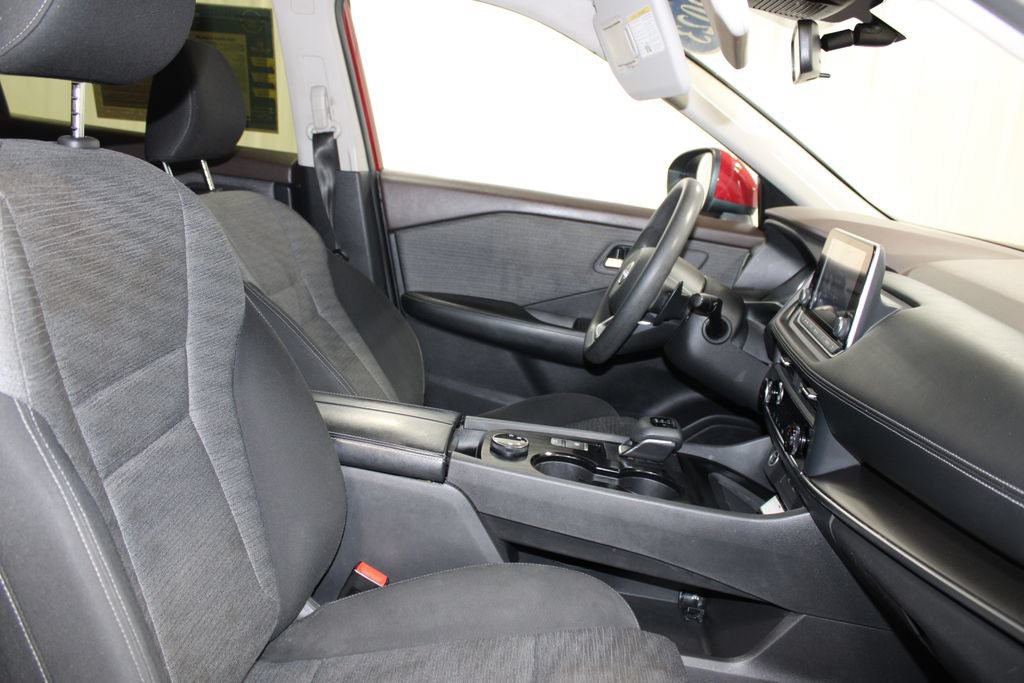 Used 2023 Nissan Rogue SV AWD/4WD image 31